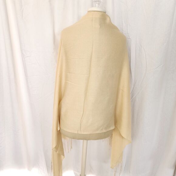 Cashmere Soft Shawl Fringe Buttery Yellow Rectangle Scarf Light Evening Wrap New - Picture 8 of 10